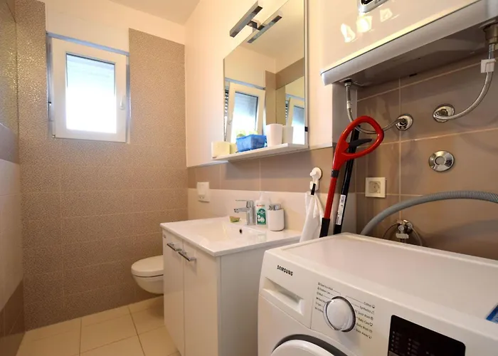 Diva By Interhome * نجيفيش